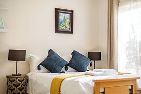 StayAU Family Home in Caroline Springs