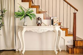 StayAU Family Home in Caroline Springs