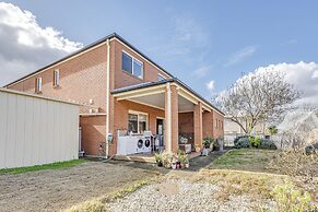 StayAU Family Home in Caroline Springs