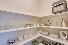 StayAU Family Home in Caroline Springs