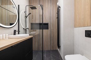 Modern Apartment by Renters