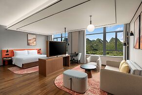 Hilton Garden Inn Xingyi Wanfenglin