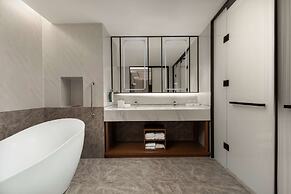 Hilton Garden Inn Xingyi Wanfenglin