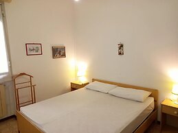 Attractive Apartment With Private Garden