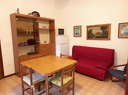Attractive Apartment With Private Garden