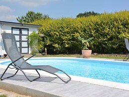 Villa With Private Pool In Blaregnies
