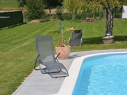 Villa With Private Pool In Blaregnies
