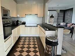 Villa With Private Pool In Blaregnies