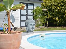 Villa With Private Pool In Blaregnies