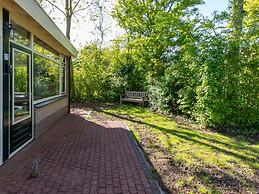 Beautiful Bungalow With Garden