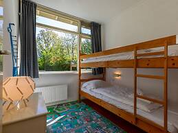 Beautiful Bungalow With Garden