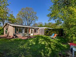 Beautiful Bungalow With Garden