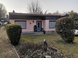 Doppelbungalow am Schwarzen See, Schwarz