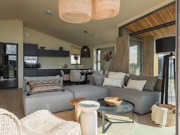 Beautiful Holiday Home With Garden