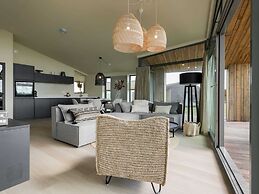 Beautiful Holiday Home With Garden