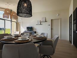 Beautiful Holiday Home With Garden