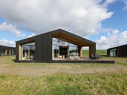 Beautiful Holiday Home With Garden