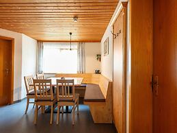 Spacious Apartment With Solarium