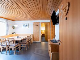 Spacious Apartment With Solarium