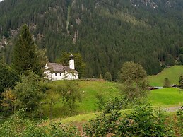Spacious Apartment With Solarium