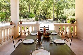 Typica Holiday Home With Private Pool