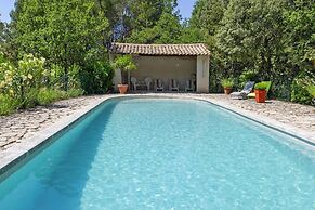 Typica Holiday Home With Private Pool