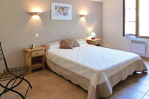 Typica Holiday Home With Private Pool