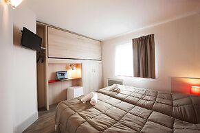 Holiday Home in Blyriot Plage With Pool