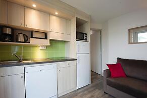 Holiday Home in Blyriot Plage With Pool