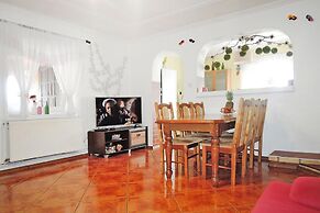 Big Holiday Home in Kolczewo - 90 qm, 6 Persons