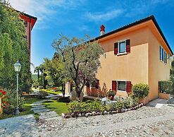 Residence La Filanda in Costermano With Pool