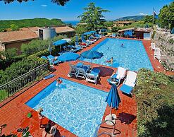 Residence La Filanda in Costermano With Pool