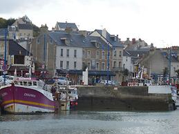 Apartment by Sandy Beach in Arromanches