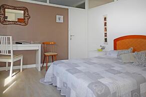 Apartment by Sandy Beach in Arromanches