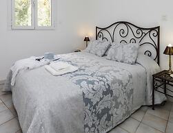 Bungalo in Solenzara With sea Beach