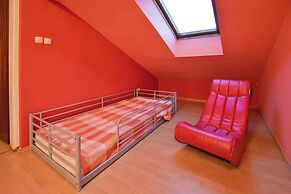 Comfortable House by the Lake, Insko