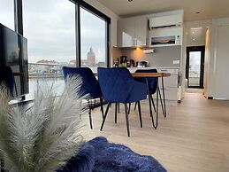 Hausboot Floating House in Ribnitz-damgarten