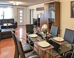 Schoenes Ferienhaus mit Terrasse