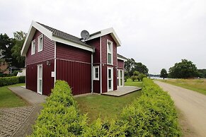 Ferienhaus mit Sauna am Duemmer See