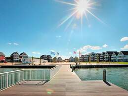 Apartment in Rechin Right on the Water