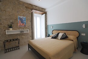 DESIDERIO GUEST HOUSE