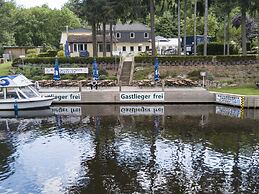 Ferienhaus Vieting Direkt am Eldeufer in Parchim