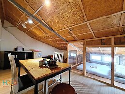 HoLo Bato SaiGon - Serviced HomeStay