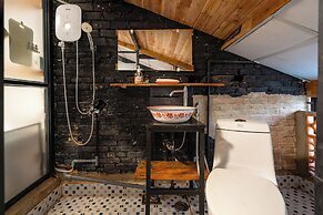 HoLo Bato SaiGon - Serviced HomeStay