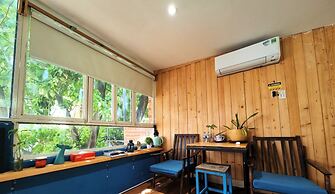 HoLo Bato SaiGon - Serviced HomeStay