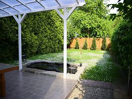 Bungalow Summer House, Parchim