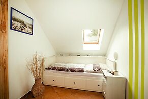 Apartment, Kenz-kustrow