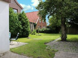 Apartment in Carolinensiel Near the Restaurants