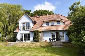 Ferienwohnungen Blaues Haus, Putbus