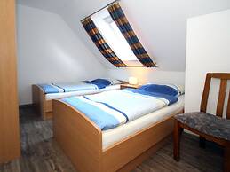 Gemuetliches Reihenhaus mit Garten